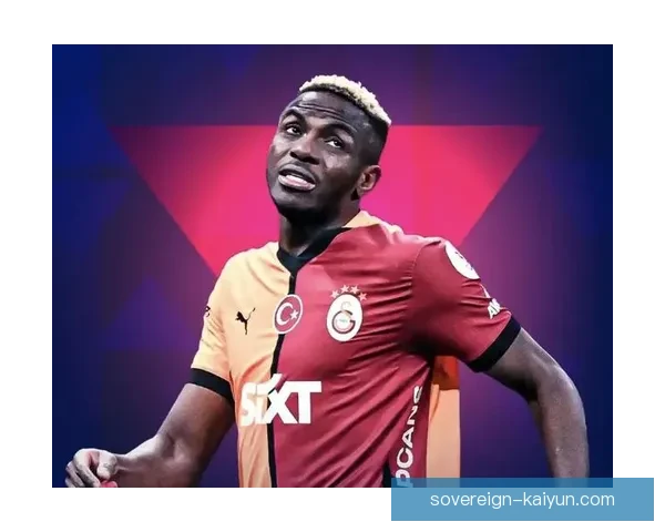 奥斯梅恩在尼日利亚国家队的地位与表现持续受到关注代锋线领袖