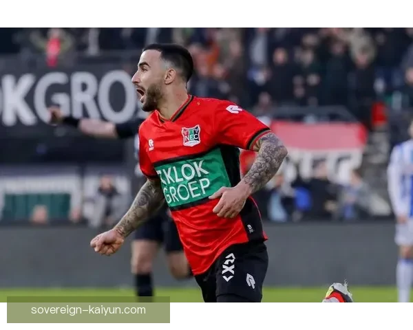 法甲助攻排行进入关键阶段，球员表现稳健值得关注